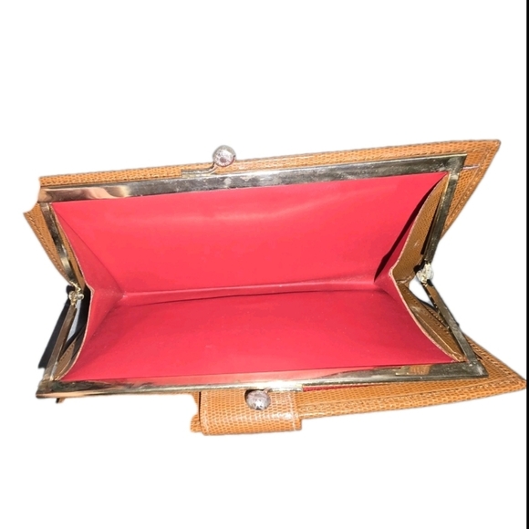 Unique Celine Tan Women's Long Wallet With Kisslock Coin Purse - Picture 7 of 9